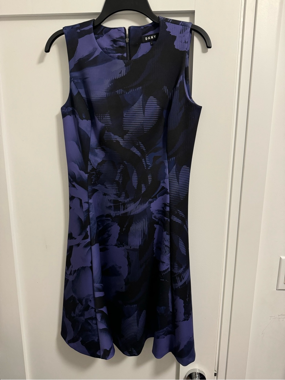 DKNY Black & Purple Floral Sleeveless Shift Dress